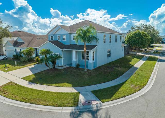 Property at 1079 Berkeley Dr, Kissimmee, FL 34744, 5 beds, 4.5 baths