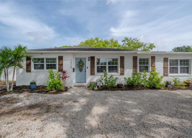 Property at 1415 54th Ave N, St Petersburg, FL 33703, 3 beds, 2.5 baths