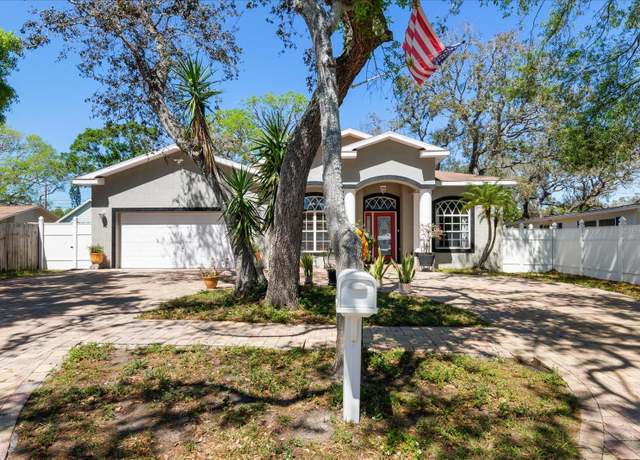 Property at 5001 44th Ave N, St Petersburg, FL 33709, 4 beds, 3.5 baths