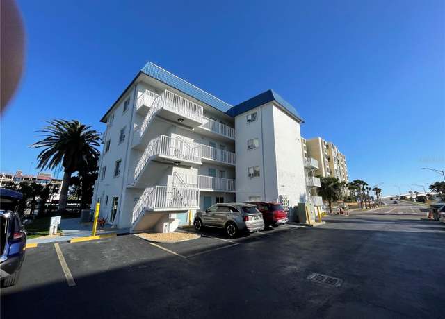 Property at 800 Bayway Blvd #14, Clearwater Beach, FL 33767, 1 bed, 1 bath