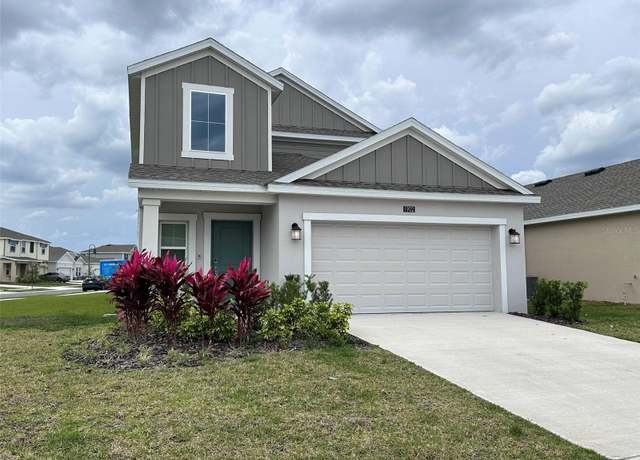 Property at 1902 Presley Pl, Kissimmee, FL 34746, 5 beds, 2.5 baths