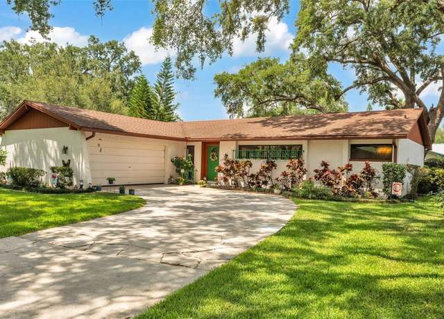 Property at 527 Duchess Dr, Lakeland, FL 33803, 3 beds, 2 baths