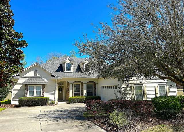 Property at 2803 SW 92nd Ter, Gainesville, FL 32608, 4 beds, 2.5 baths
