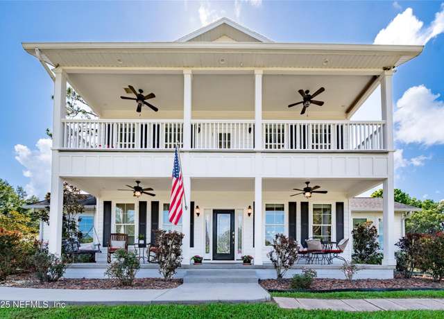 Property at 9311 NW 143rd St, Alachua, FL 32615, 4 beds, 3.5 baths