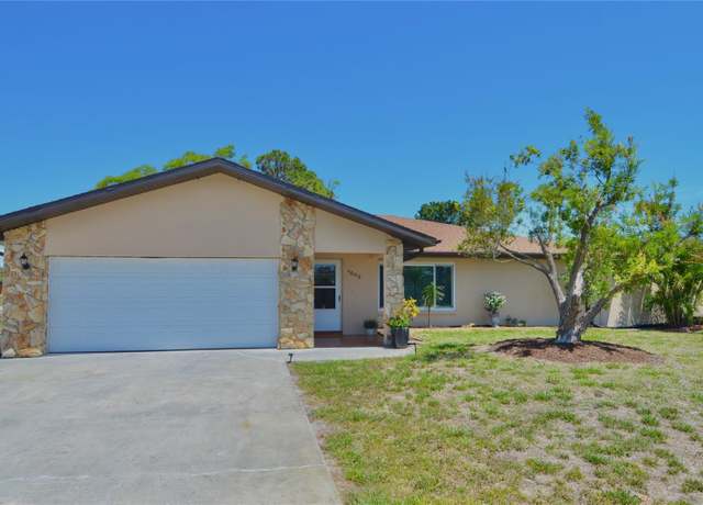 Property at 1203 Hudson Rd, Venice, FL 34293, 3 beds, 2 baths