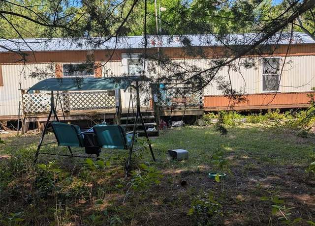 Property at 1650 NE 128th Ave, Williston, FL 32696, 2 beds, 2 baths