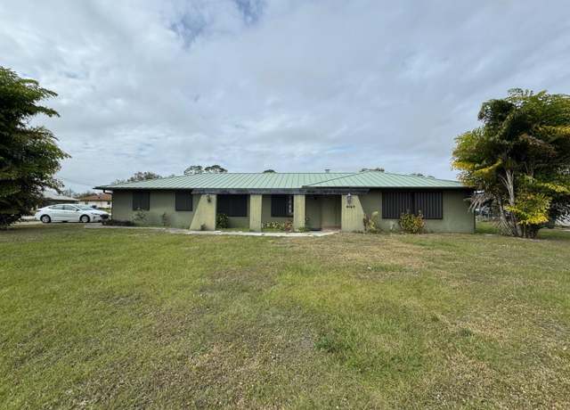 Property at 4049 Hedge Ave, Sebring, FL 33875, 3 beds, 2.5 baths
