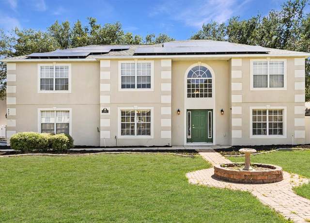 Property at 800 Daybreak Dr, Fruitland Park, FL 34731, 5 beds, 2.5 baths