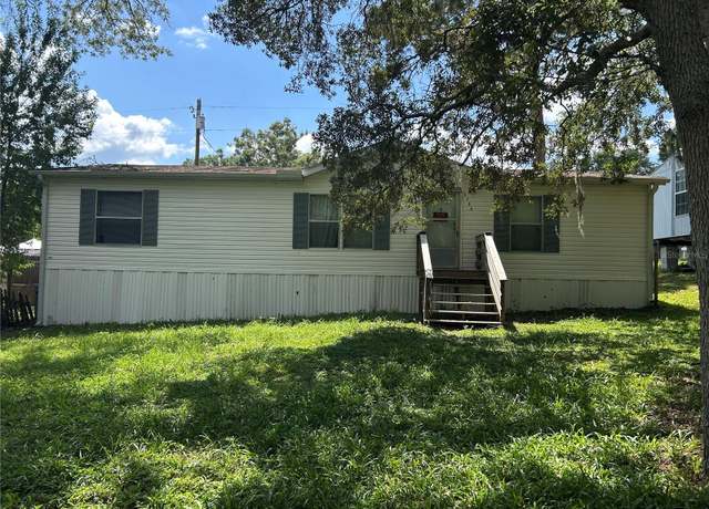 Property at 8286 S Vine Ter, Floral City, FL 34436, 3 beds, 2 baths
