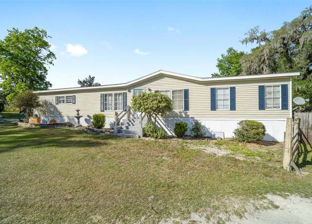 Property at 12865 SE 47th Ave, Belleview, FL 34420, 3 beds, 2 baths