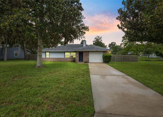 Property at 5002 SE 33rd Ter, Ocala, FL 34480, 3 beds, 2 baths