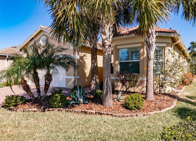 Property at 4822 Grand Banks Dr, Wimauma, FL 33598, 3 beds, 2.5 baths