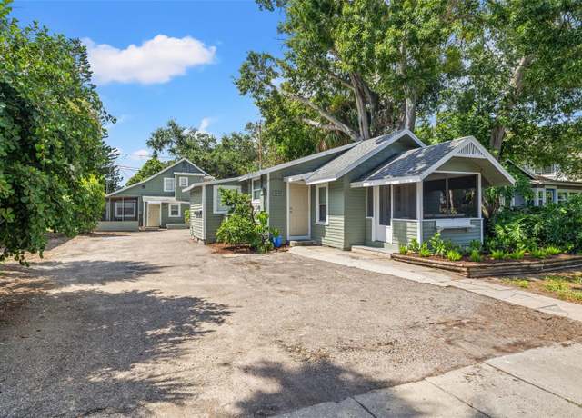 Property at 1040 19th Ave N, St Petersburg, FL 33704, 5 beds, 5 baths