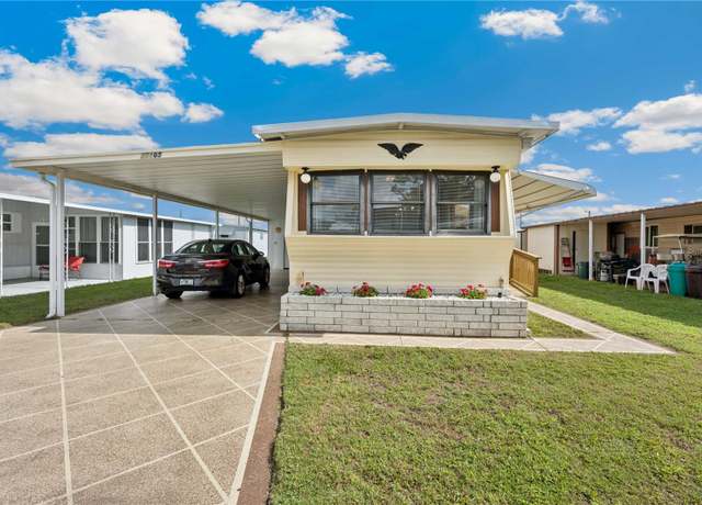 Property at 37105 Lois Ave, Zephyrhills, FL 33542, 2 beds, 1 bath