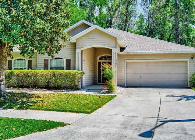 Property at 1983 SW 65th Dr, Gainesville, FL 32607, 4 beds, 2 baths