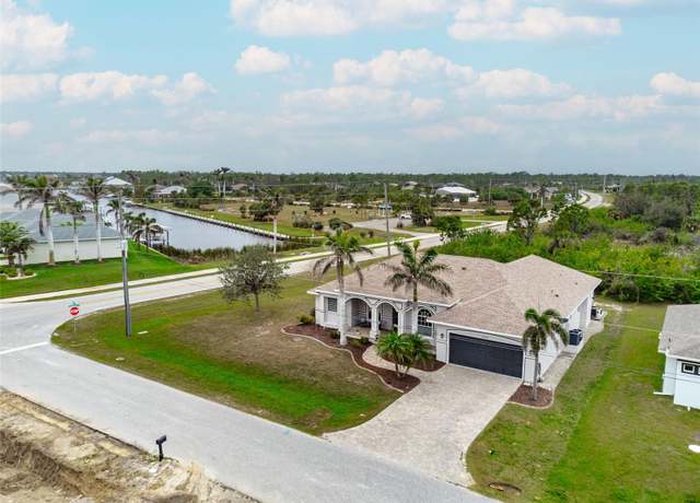 Property at 8305 Welsford Rd, Port Charlotte, FL 33981, 4 beds, 3 baths