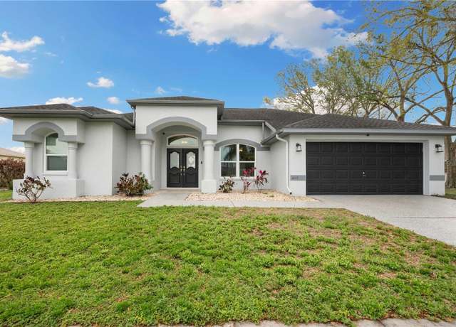 Property at 6140 Silver Oaks Dr, Zephyrhills, FL 33542, 3 beds, 2 baths