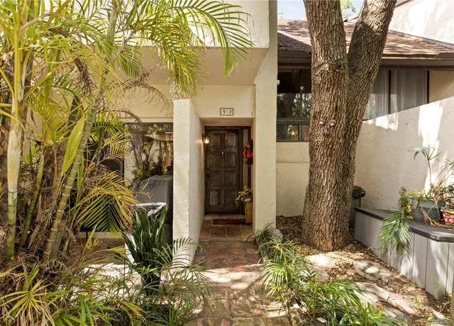 Property at 19440 NE 26th Ave Unit 53B, Miami, FL 33180, 3 beds, 2.5 baths