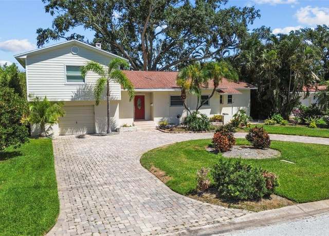 Property at 1238 Monterey Blvd NE, St Petersburg, FL 33704, 3 beds, 2.5 baths