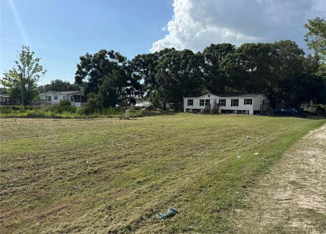 Property at 5105 Heritage Trl, Lakeland, FL 33811, 3 beds, 2 baths