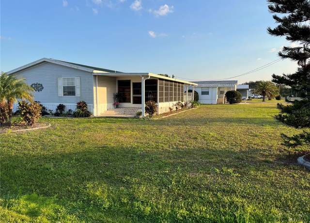 Property at 11662 SW Lemon Ave, Arcadia, FL 34269, 3 beds, 2 baths