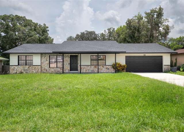 Property at 4385 NE 2nd Ct, Ocala, FL 34479, 3 beds, 2 baths
