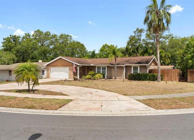 Property at 1686 Spottswood Cir, Palm Harbor, FL 34683, 3 beds, 2 baths