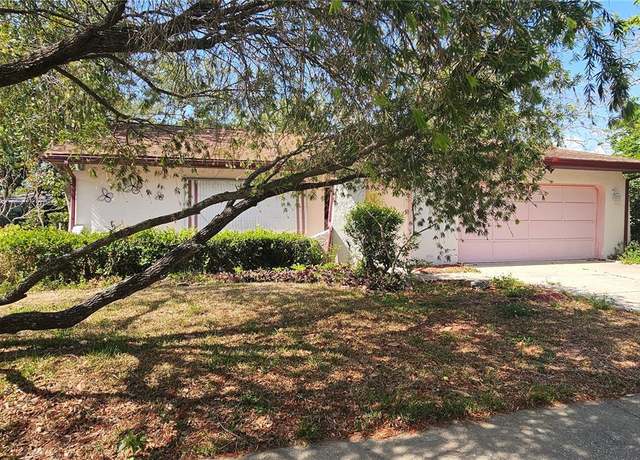 Property at 8623 Stonehedge Way, Hudson, FL 34667, 4 beds, 2 baths