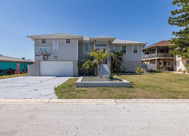 Property at 8401 Carolyn Dr, Port Richey, FL 34668, 5 beds, 3 baths