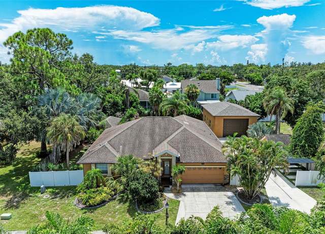 Property at 2820 Alliance Ave, Sarasota, FL 34231, 4 beds, 2 baths