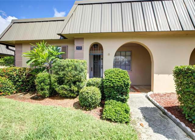 Property at 4129 Stratford Dr #4129, New Port Richey, FL 34652, 2 beds, 2 baths