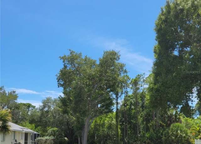 Property at 13 Tee View Pl, Rotonda West, FL 33947