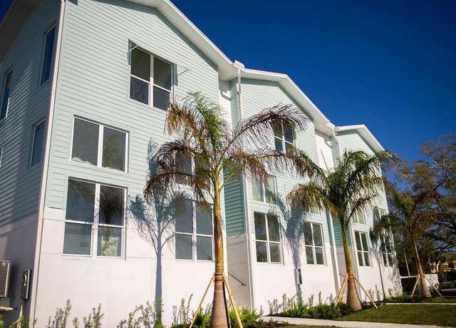 Property at 3820 Pompano Dr SE, St Petersburg, FL 33705, 3 beds, 2.5 baths