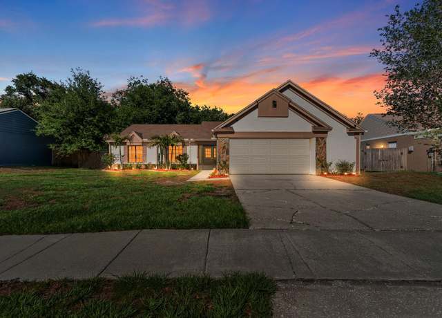 Property at 1308 Peachfield Dr, Valrico, FL 33596, 3 beds, 2 baths