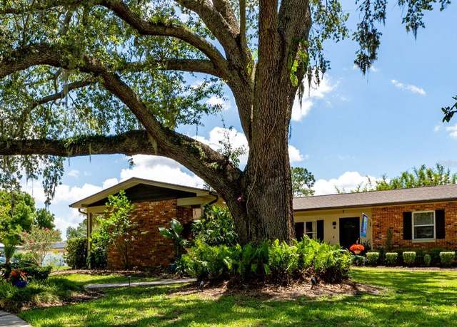 Property at 7 Westchester Dr, Kissimmee, FL 34744, 3 beds, 2 baths