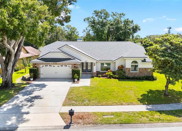 Property at 2725 Onizuka Ct, Palm Harbor, FL 34683, 4 beds, 2.5 baths