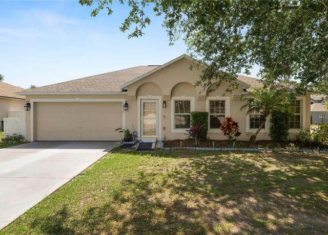 Property at 5733 Oakwood Knoll Dr, Lakeland, FL 33811, 4 beds, 2 baths