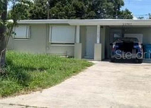 Property at 11707 104th St, Largo, FL 33773, 3 beds, 2 baths