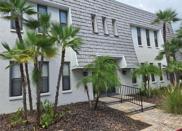 Property at 702 Lyndhurst St #822, Dunedin, FL 34698, 1 bed, 1 bath
