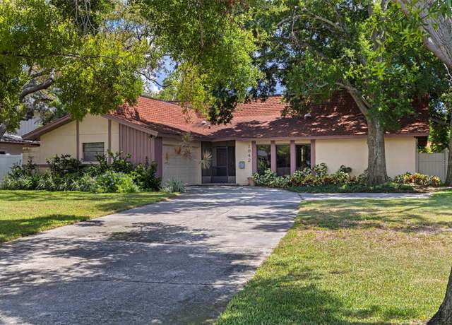 Property at 1942 Pinellas Point Dr S, St Petersburg, FL 33712, 3 beds, 2 baths