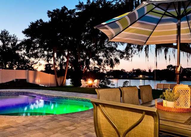 Property at 4708 26th Ave W, Bradenton, FL 34209, 5 beds, 2.5 baths