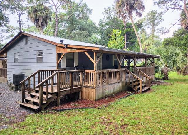 Property at 5403 Highway 40 W, Yankeetown, FL 34498, 2 beds, 1 bath