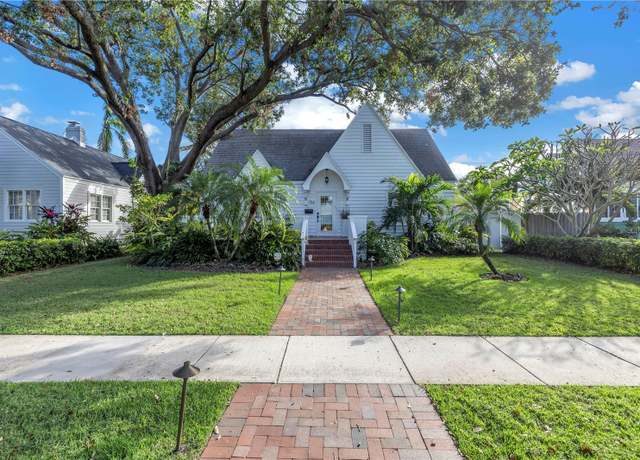 Property at 156 21st Ave NE, St Petersburg, FL 33704, 3 beds, 2 baths