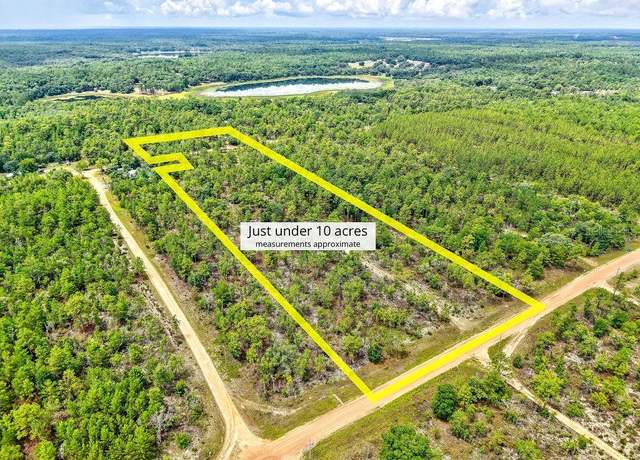 Property at 3011 Main St, Hawthorne, FL 32640