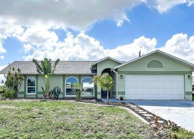 Property at 2727 SW 18th Pl, Cape Coral, FL 33914, 3 beds, 2 baths