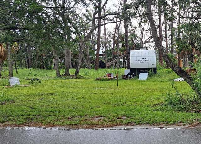 Property at 401 W 1st St NW Lot 3, Steinhatchee, FL 32359