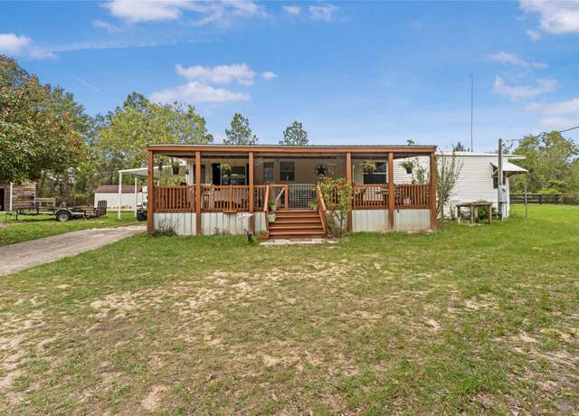 Property at 1151 NE 127th Ct, Williston, FL 32696, 2 beds, 2 baths