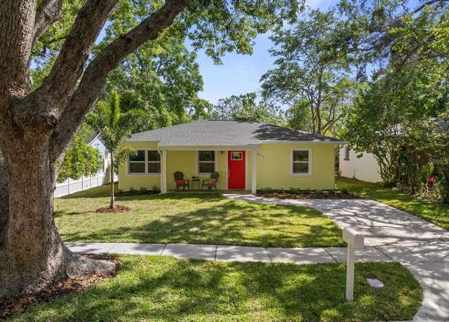 Property at 617 Scotland St, Dunedin, FL 34698, 3 beds, 3 baths