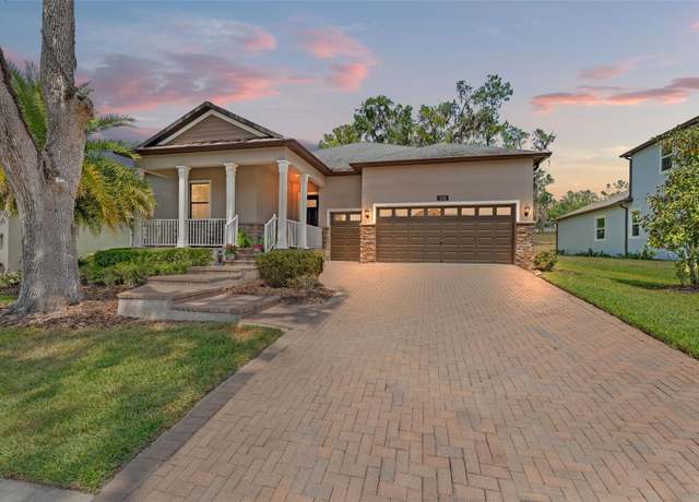 Property at 4910 Southern Valley Loop, Brooksville, FL 34601, 3 beds, 2.5 baths