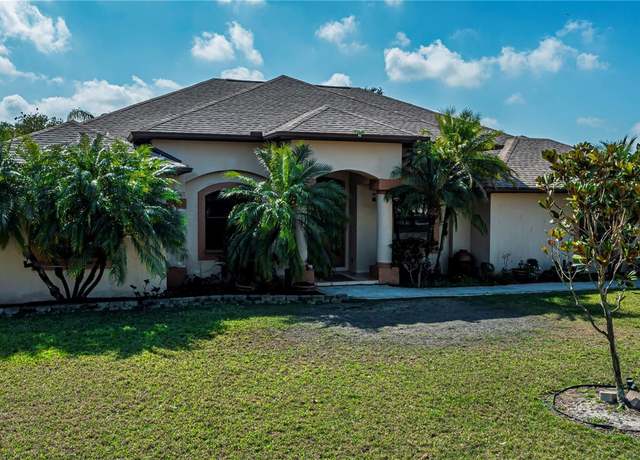 Property at 2002 Palm View Rd, Sarasota, FL 34240, 4 beds, 3 baths